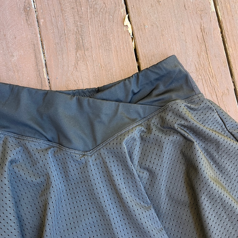 Black Tennis Skirt - Picture 3 of 7